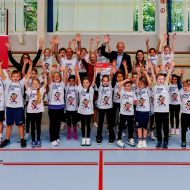 Ende September fiel an der Wilhelm-Busch-Schule in Hofheim der Startschuss für den neuen „Hessischen Bewegungscheck“.Es handelt sich um ein Nachfolgeprojekt eines Testverfahrens, das in Hessen im Jahr 2019 eingeführt wurde.Foto: Jörg Halisch