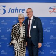 Ann Kathrin Linsenhoff - Vorstandsvorsitzende der Sportstiftung Hessen und Jens Uwe Münker - Abteilungsleiter Sport im Hessischen Ministerium für Familien, Senioren, Sport, Gesundheit und Pflege                Bild: Mike Wenski