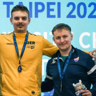Studenten-Weltmeister! Skeeter Vladislav Poddubskiy (Mitte) erfüllte sich in Neu