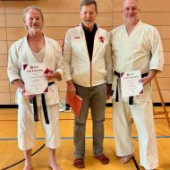 V.l.: Frank Höln (Ehrung für 30 Jahre Vorstandsarbeit), Reinhard Schmidt-Eckhardt (Ehrenpräsident des Hessischen Fachverbandes für Karate), Holger Reinhardt (Ehrung für 30 Jahre Vorstandsarbeit)                Bild: Reinhard Schmidt-Eckhardt für den HFK